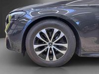 Gebraucht Mercedes E200 Avantgarde 204 PS (150 kW) 2024 Grau Limousine