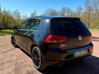 Second-hand VW Golf VII Comfortline 110 CP (80 kW) 2015 Negru Hatchback