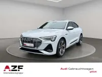 Gebraucht Audi e-tron S-Line 300 kW (408 PS) 2022 Gletscherweiß metallic SUV