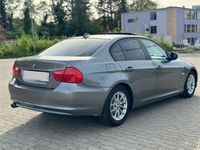 gebraucht BMW 318 e90 d Lichtpaket/Sitzheizung/Temp/Schiebedach