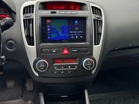 Gebraucht Kia Ceed Attract 90 PS (66 kW) 2011 Silber Kleinwagen