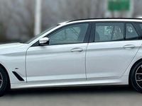 Gebraucht BMW 520 Shadowline 190 PS (139 kW) 2023 Weiß Limousine