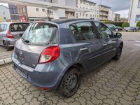 gebraucht Renault Clio TCe 100 Dynamique Wenig Kilometer & TÜV Neu
