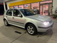 Gebraucht VW Golf IV 75 PS (55 kW) 2002 Silber Kleinwagen