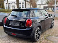Gebraucht Mini Cooper 136 PS (100 kW) 2018 Midnight black Kleinwagen