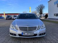 Gebraucht Mercedes E220 170 PS (125 kW) 2011 Grau Limousine