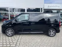 Gebraucht Toyota Proace Verso Team 177 PS (130 kW) 2022 Graphitschwarz met. Kombi