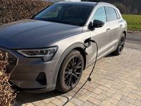 Gebraucht Audi e-tron 230 kW (313 PS) 2022 Grau SUV