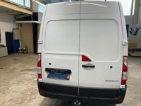 Gebraucht Renault Master Komfort 179 PS (131 kW) 2022 Weiß Van / Kleinbus