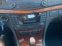 Gebraucht Mercedes E240 177 PS (130 kW) 2005 Grau Limousine