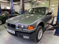 Brugt BMW 320 Performance 150 HK (110 kW) 1993 Sølv Sedan