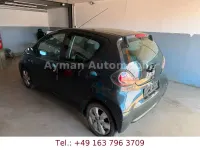 Gebraucht Toyota Aygo 68 PS (50 kW) 2014 Grau Kleinwagen