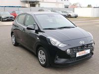Gebraucht Hyundai i10 Select 67 PS (49 kW) 2021 Phantom black Kleinwagen