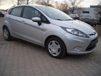 Gebraucht Ford Fiesta Trend 82 PS (60 kW) 2012 Silber Kleinwagen