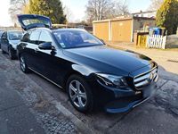 Gebraucht Mercedes E220 194 PS (142 kW) 2016 Grün Kombi