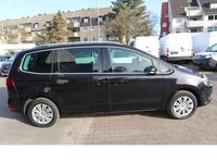 Gebraucht VW Sharan Highline 150 PS (110 kW) 2021 Deep black perleffekt Van / Kleinbus