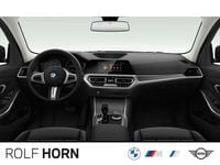 Gebraucht BMW 330 Advantage 258 PS (189 kW) 2020 Saphirschwarz metallic Kombi