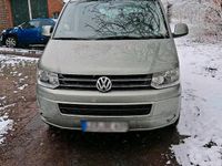 Gebraucht VW Multivan 150 PS (110 kW) 2010 Grün Van / Kleinbus