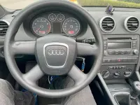 Gebraucht Audi A3 Cabriolet 105 PS (77 kW) 2012 Schwarz Cabrio