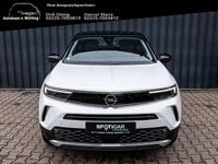 Gebraucht Opel Mokka-e Elegance 100 kW (136 PS) 2023 Arktisweiß/diamantschwarz SUV