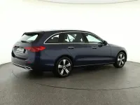 Gebraucht Mercedes C300 Avantgarde 204 PS (150 kW) 2024 Metalliclack sodalithblau