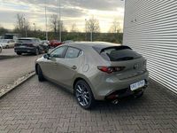 Gebraucht Mazda 3 Exclusive-Line 186 PS (136 kW) 2024 Zircon sand Limousine