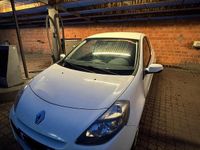 Gebraucht Renault Clio II 60 PS (44 kW) 2010 Weiß Kleinwagen