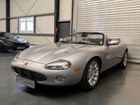 Gebraucht Jaguar XKR 363 PS (266 kW) 2001 Silber Cabrio