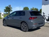 Gebraucht VW Golf VIII Active 150 PS (110 kW) 2023 Grau Limousine