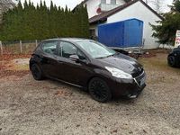 Gebraucht Peugeot 208 Active 95 PS (69 kW) 2012 Braun Kleinwagen