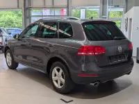 Second-hand VW Touareg 204 CP (150 kW) 2012 Gri SUV