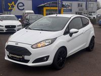 Gebraucht Ford Fiesta Trend 82 PS (60 kW) 2014 Weiß Limousine