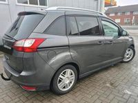 Gebraucht Ford Grand C-Max 120 PS (88 kW) 2016 Grau Van / Kleinbus