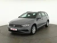 Gebraucht VW Passat 122 PS (89 kW) 2022 Grau Kombi