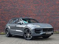 Gebraucht Porsche Cayenne 470 PS (345 kW) 2025 Grau SUV