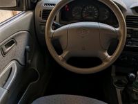 Gebraucht Kia Rio 81 PS (59 kW) 2003 Silber Kleinwagen