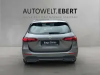 Gebraucht Mercedes B200 150 PS (110 kW) 2025 Grau Kleinwagen
