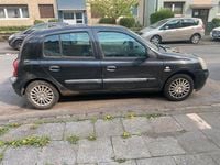 Gebraucht Renault Clio II 75 PS (55 kW) 2004 Schwarz Kleinwagen
