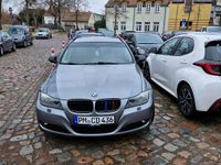 Gebraucht BMW 320 143 PS (105 kW) 2011 Grau Kombi