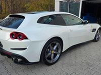 Second-hand Ferrari GTC4Lusso 689 CP (506 kW) 2016 Alb Break