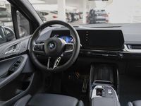 Neu BMW 218 Performance 136 PS (100 kW) 2026 Schwarz Limousine