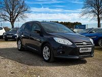 Gebraucht Ford Focus Trend 125 PS (91 kW) 2011 Grau Kombi