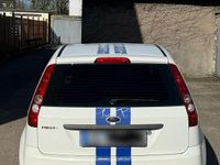 Gebraucht Ford Fiesta 80 PS (58 kW) 2006 Weiß Kleinwagen