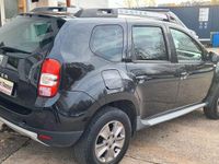 Gebraucht Dacia Duster Prestige 105 PS (77 kW) 2015 Schwarz SUV
