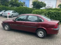 Gebraucht Opel Vectra 101 PS (74 kW) 1997 Andere farben Limousine