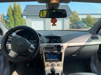 Gebraucht Opel Astra GTC 116 PS (85 kW) 2007 Grau Coupé