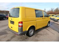 Gebraucht VW T5 84 PS (61 kW) 2013 Ginstergelb r1032 Van