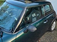 Second-hand Mini ONE 90 CP (66 kW) 2002 Verde Hatchback