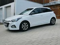 Gebraucht Hyundai i20 Advantage 87 PS (63 kW) 2020 Weiß Kleinwagen