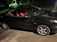 Gebraucht Peugeot 206 CC 110 PS (80 kW) 2004 Schwarz Cabrio